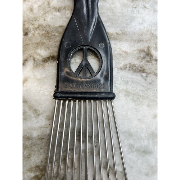 Vintage 9" Afro Hair Styling Pic Black Power Handle Peace Sign 1960-70’s - Picture 3 of 7